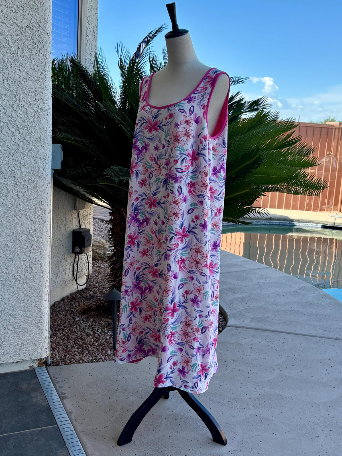 Reversible Floral Pink Rayon Flip Dress, Sleeveless A-Line Resort and Cruise Wear
