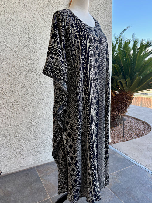 Plus Size Dress - AnyWear Dress
